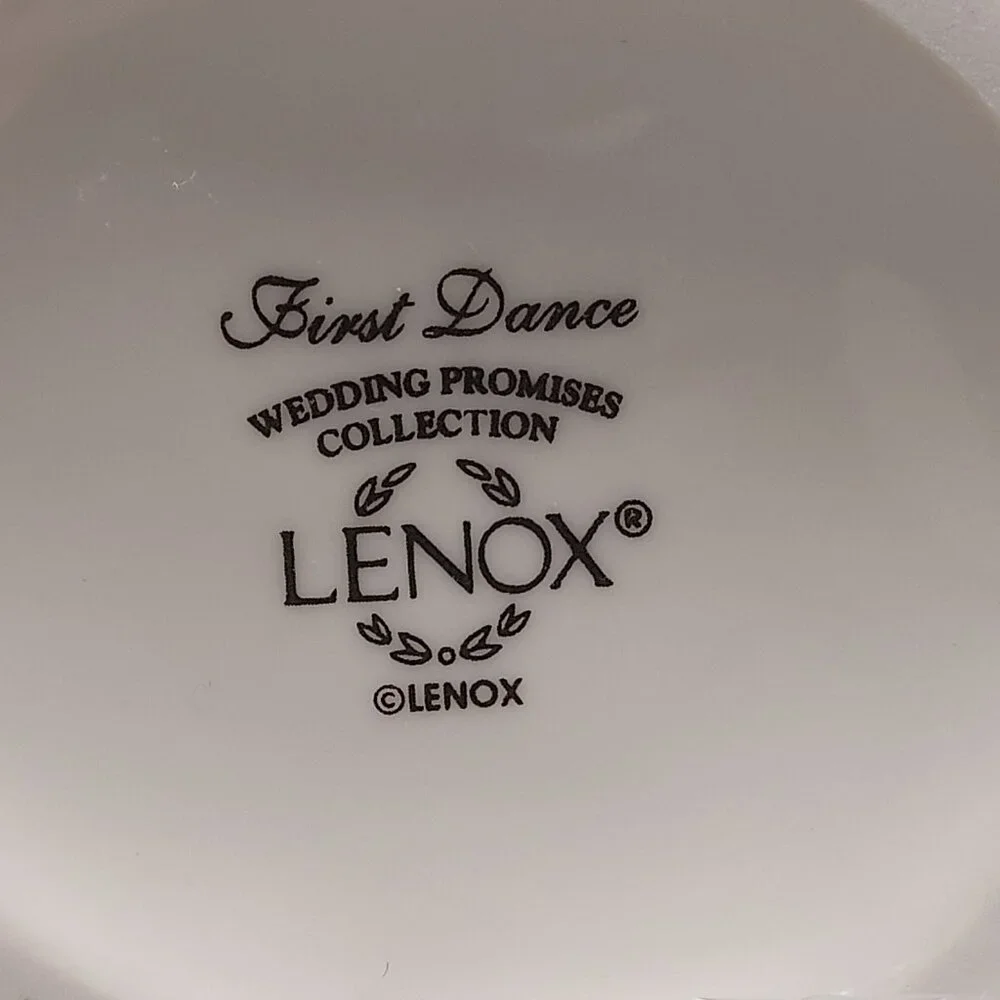 LENOX WEDDING PROMISES COLLECTION BRIDE/GROOM FIRST DANCE PORCELAIN NEW NOS VTG - Picture 4 of 16